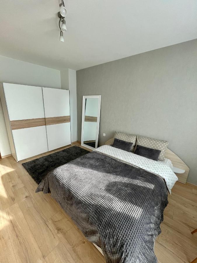 Appartement Comfy & Stylish à Varna Extérieur photo