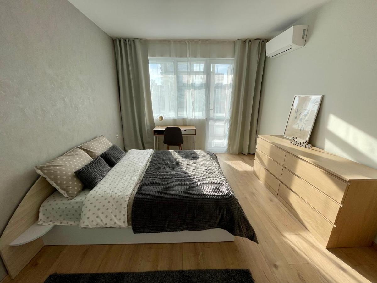 Appartement Comfy & Stylish à Varna Extérieur photo
